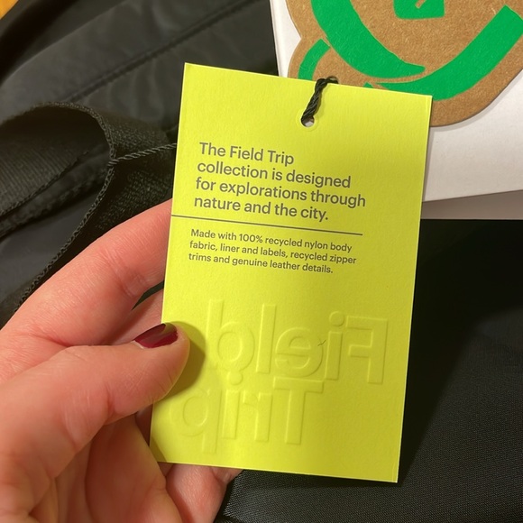 NWT Herschel Black Nylon Heritage Backpack 21.5L - Picture 16 of 16